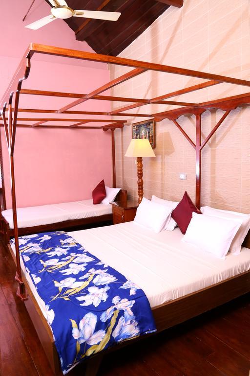 Apartamento Chiramel Residency Kochi Habitación foto