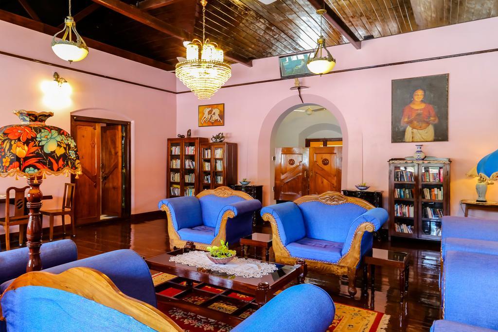 Apartamento Chiramel Residency Kochi Exterior foto